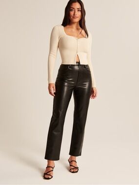 A&F Curve Love Vegan Leather Ankle Straight Pant